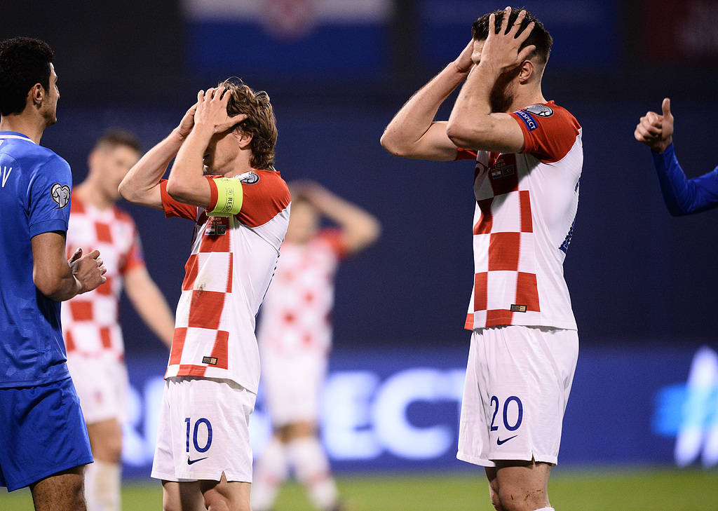 开云首页入口-今夜体能课后，拜仁慕尼黑复出首秀备战法国杯，底气十足，团队化学反应显著