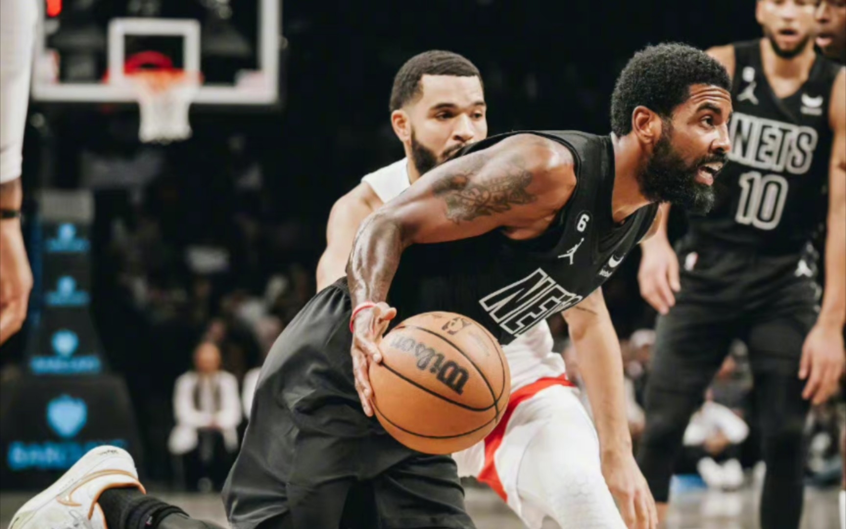 开云首页体验-多伦多猛龙关键时刻回应争议，志在德甲名次提升，压力陡增，赛程密集仍需轮换的简单介绍